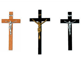 Sargkeuze aus Kunstoff, Holz oder Metall in verschiedenen Formen wie barock, flämisch oder akubr. mit Jesus Korpus und Innschrift.